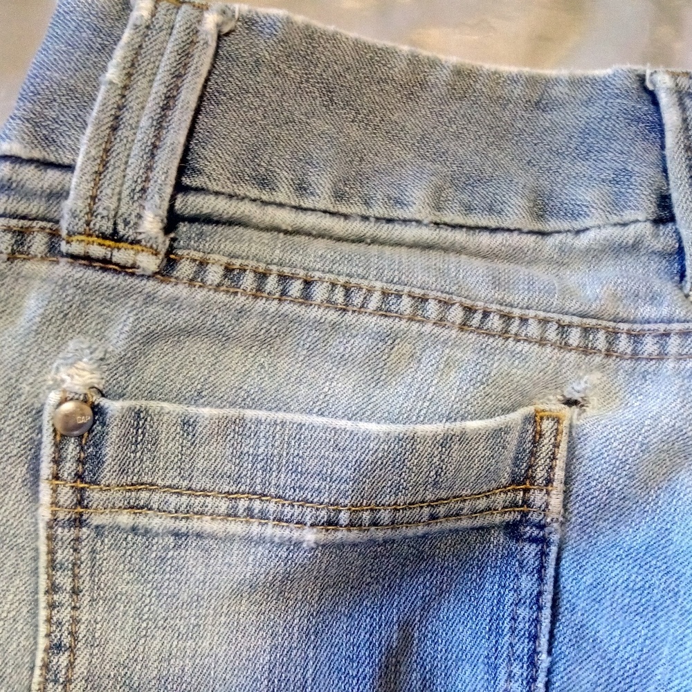GAP Jeans - Picture 3 of 3